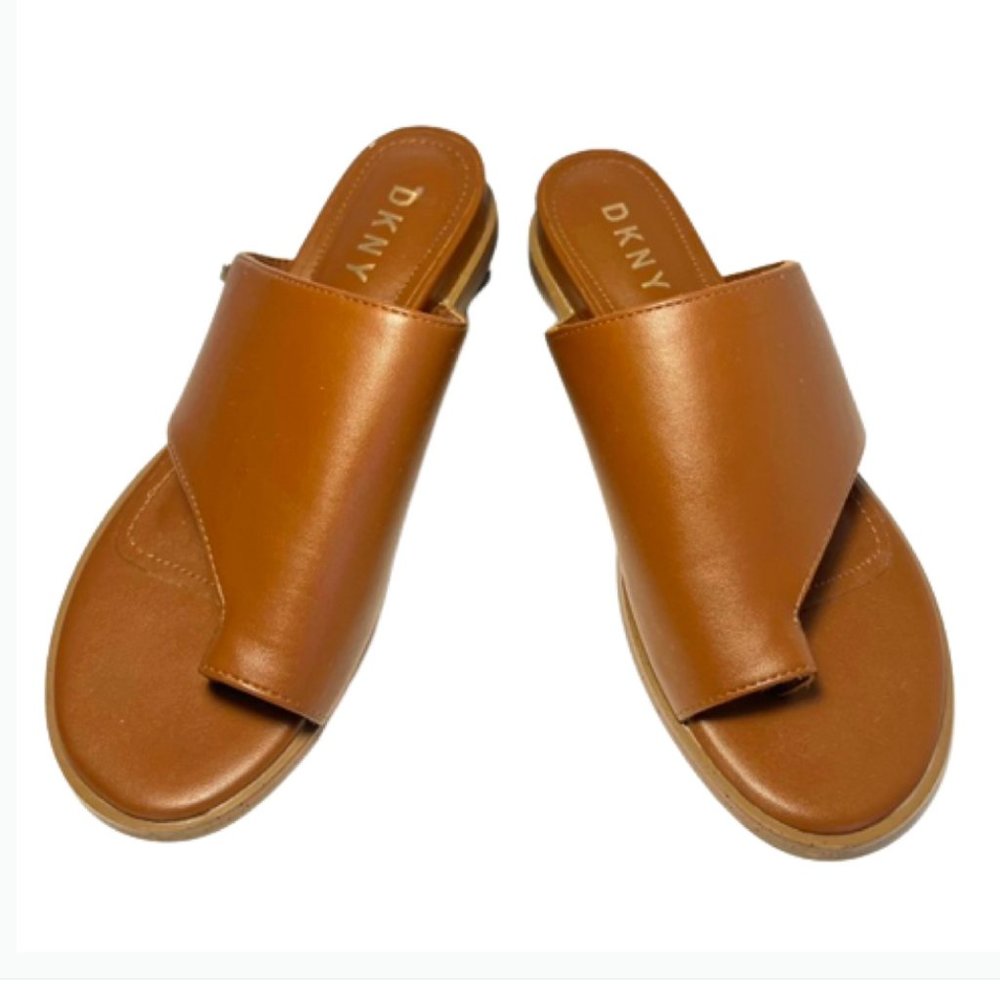 DKNY "Dean" Flat Open Sandals Womens 7.5M